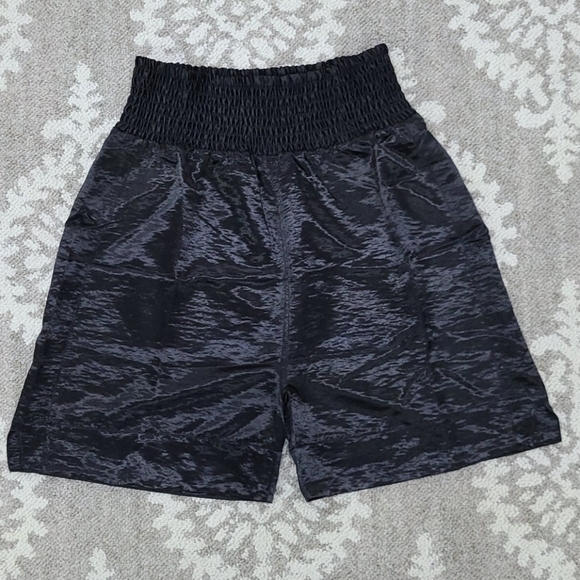 NWOT American Apparel shorts - Picture 1 of 7